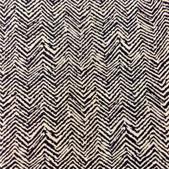 Chaps Sleeveless Chevron Top - Picture 5 of 5